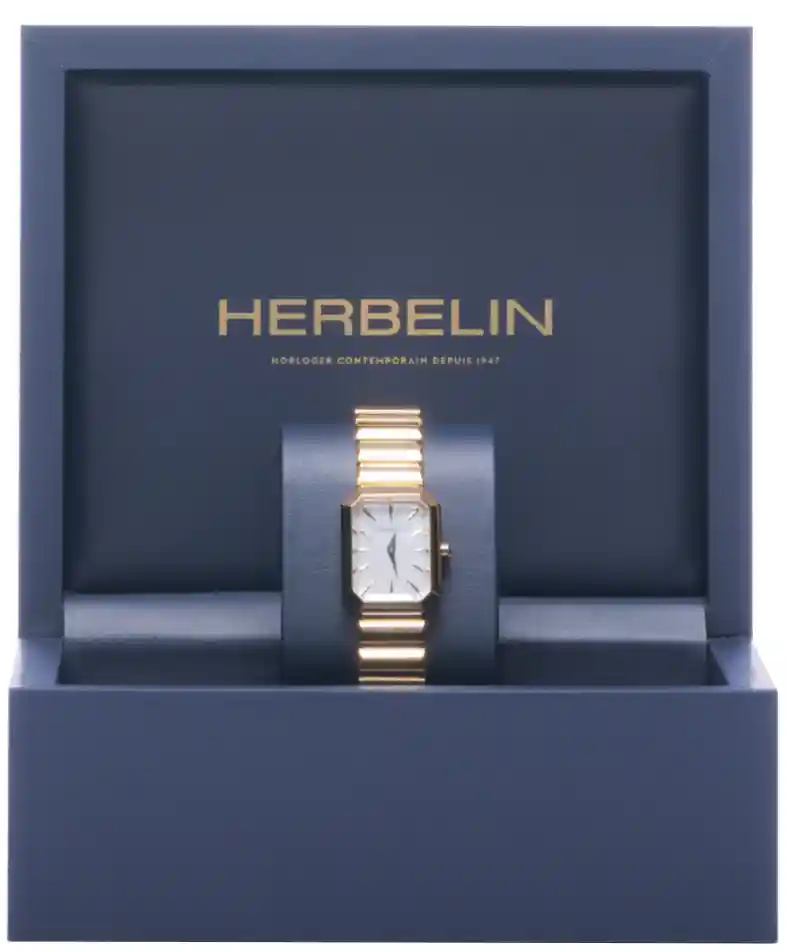 Photo studio packshot d'une montre pour femme de la marque Herbelin